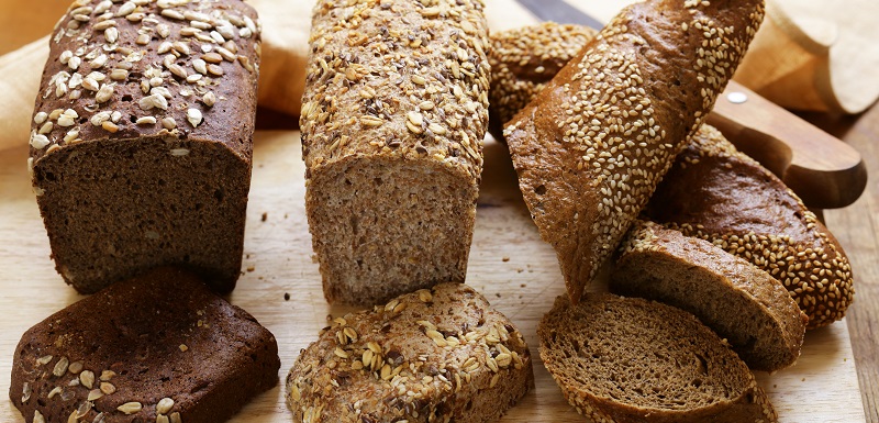 Comment le pain complet fait-il reculer le risque du cancer du côlon et diabète de type 2 ?